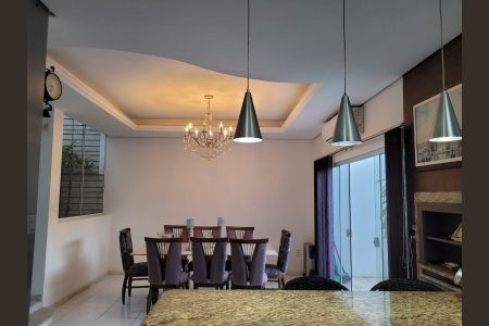 Casa de Condomínio para alugar com 3 quartos, 300m² em Sarandi, Porto Alegre