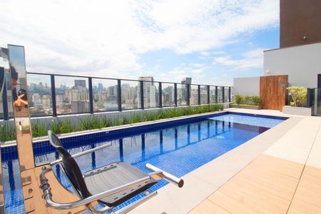 Apartamento à venda com 41m², 1 quarto e sem vaga Apartamento à venda com 41m², 1 quarto e sem vagaÁrea comum - Piscina