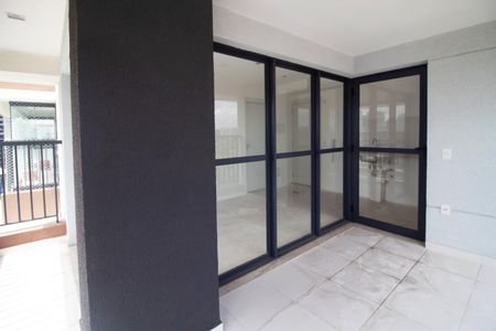 Apartamento à venda com 41m², 1 quarto e sem vaga Apartamento à venda com 41m², 1 quarto e sem vagaVaranda