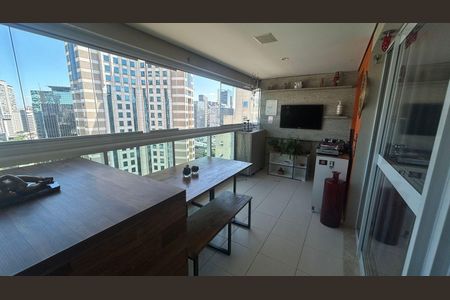 Apartamento à venda com 126m², 3 quartos e 2 vagas Apartamento à venda com 126m², 3 quartos e 2 vagasVaranda gourmet