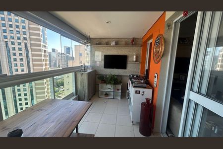 Apartamento à venda com 126m², 3 quartos e 2 vagas Apartamento à venda com 126m², 3 quartos e 2 vagasVaranda gourmet