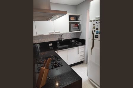 Apartamento à venda com 114m², 2 quartos e 2 vagasCozinha