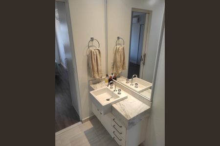 Apartamento à venda com 114m², 2 quartos e 2 vagasBanheiro