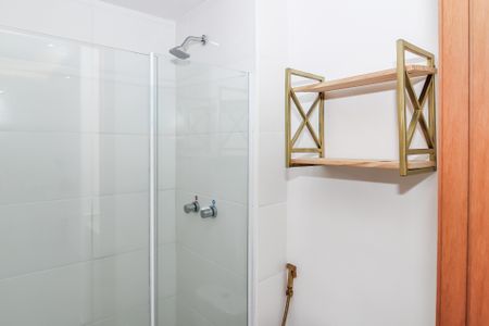 Apartamento para alugar com 38m², 2 quartos e sem vaga Apartamento para alugar com 38m², 2 quartos e sem vagaBanheiro social