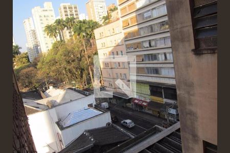 Apartamento à venda com 79m², 2 quartos e sem vaga Apartamento à venda com 79m², 2 quartos e sem vagaVista da janela