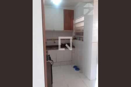 Apartamento à venda com 79m², 2 quartos e sem vaga Apartamento à venda com 79m², 2 quartos e sem vagaCozinha