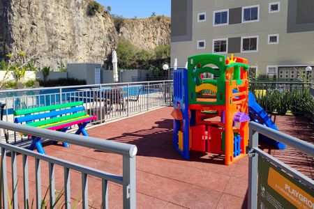 Apartamento para alugar com 46m², 2 quartos e 1 vaga Apartamento para alugar com 46m², 2 quartos e 1 vagaÁrea comum - Playground