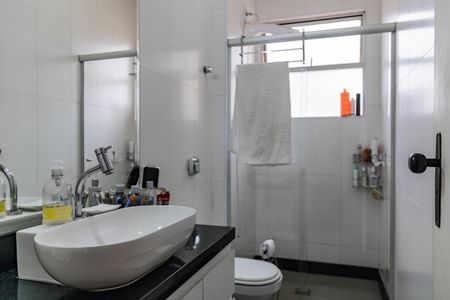 Apartamento à venda com 200m², 3 quartos e 2 vagasBanheiro Social