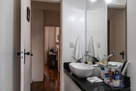 Apartamento à venda com 200m², 3 quartos e 2 vagasBanheiro Social