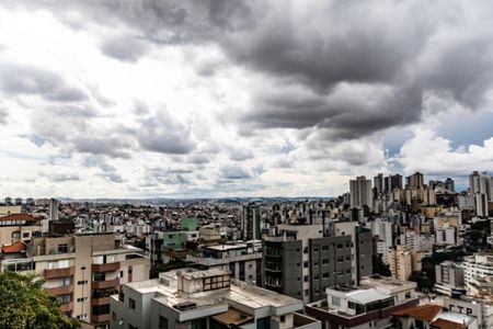 Apartamento à venda com 200m², 3 quartos e 2 vagasVista da Suíte