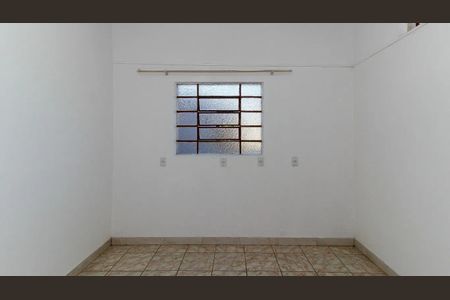 Casa para alugar com 80m², 2 quartos e 1 vaga