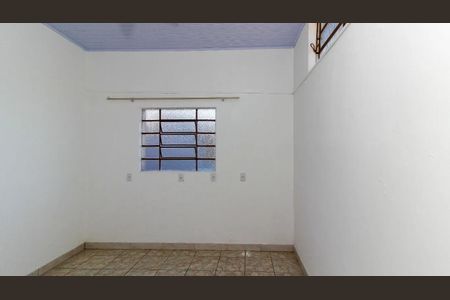 Casa para alugar com 80m², 2 quartos e 1 vaga