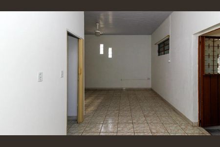 Casa para alugar com 80m², 2 quartos e 1 vaga
