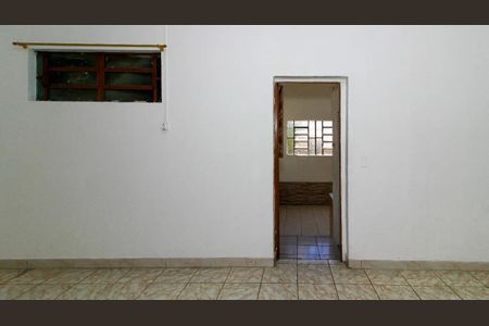 Casa para alugar com 80m², 2 quartos e 1 vaga