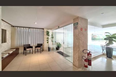 Apartamento à venda com 127m², 3 quartos e 1 vaga Apartamento à venda com 127m², 3 quartos e 1 vagaÁrea Comum