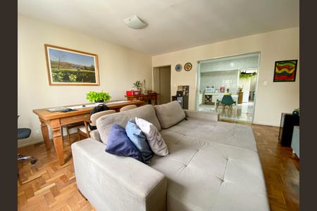 Apartamento à venda com 127m², 3 quartos e 1 vaga Apartamento à venda com 127m², 3 quartos e 1 vagaSala