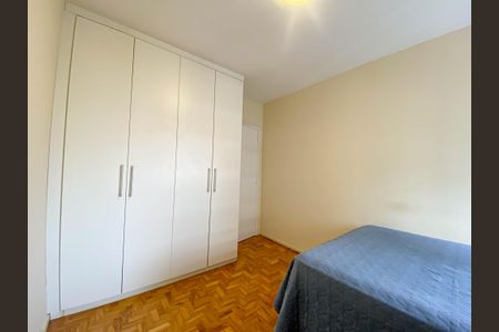 Apartamento à venda com 127m², 3 quartos e 1 vaga Apartamento à venda com 127m², 3 quartos e 1 vagaQuarto 2