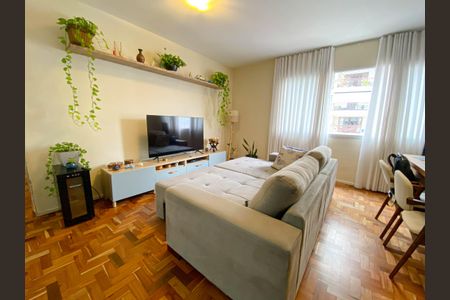 Apartamento à venda com 127m², 3 quartos e 1 vaga Apartamento à venda com 127m², 3 quartos e 1 vagaSala