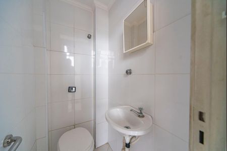 Apartamento à venda com 144m², 3 quartos e 1 vaga Apartamento à venda com 144m², 3 quartos e 1 vagaBanheiro de serviço