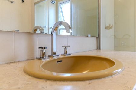 Apartamento à venda com 167m², 3 quartos e 2 vagasBanheiro da Suíte