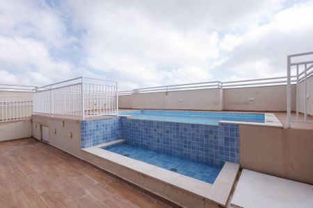 Apartamento para alugar com 49m², 2 quartos e 1 vaga Apartamento para alugar com 49m², 2 quartos e 1 vagaÁrea comum - Piscina
