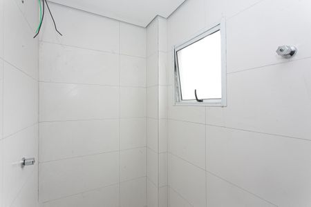 Apartamento para alugar com 47m², 2 quartos e 1 vaga Apartamento para alugar com 47m², 2 quartos e 1 vagaBanheiro