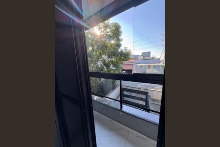 Apartamento à venda com 111m², 2 quartos e 2 vagas Apartamento à venda com 111m², 2 quartos e 2 vagasVaranda