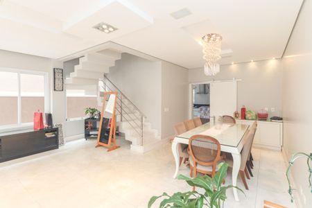 Casa à venda com 350m², 3 quartos e 2 vagasSala de Jantar