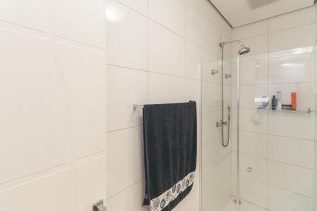 Casa à venda com 350m², 3 quartos e 2 vagasBanheiro da Suíte 1
