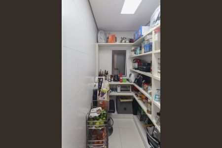 Casa à venda com 350m², 3 quartos e 2 vagasDespensa