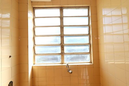 Apartamento à venda com 35m², 1 quarto e sem vagaJanela da Cozinha
