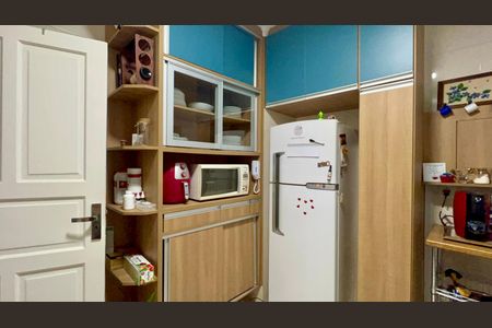 Apartamento para alugar com 72m², 2 quartos e sem vagaCozinha