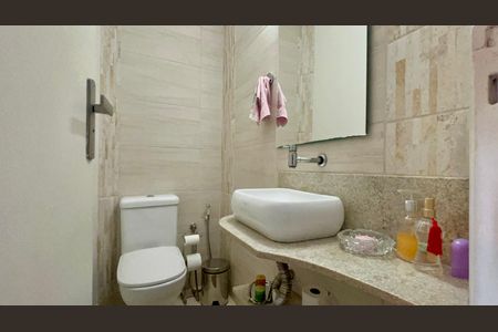 Apartamento para alugar com 72m², 2 quartos e sem vagaLavabo