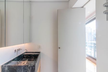 Apartamento para alugar com 109m², 2 quartos e 2 vagasBanheiro da Suíte 2