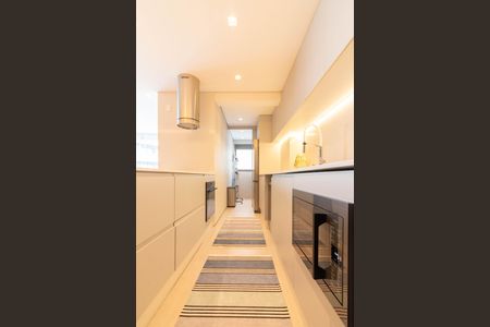 Apartamento para alugar com 109m², 2 quartos e 2 vagasCozinha