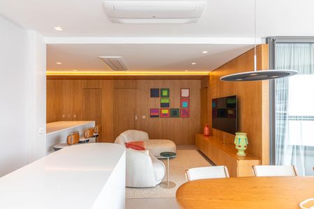 Apartamento para alugar com 109m², 2 quartos e 2 vagasSala