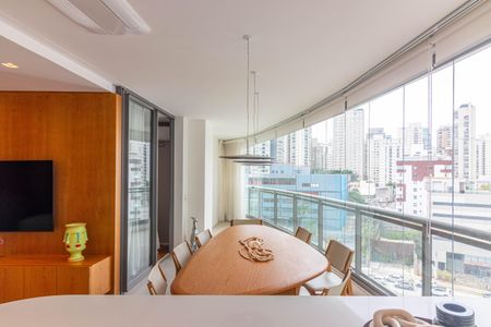 Varanda de apartamento para alugar com 2 quartos, 109m² em Vila Nova Conceição, São Paulo