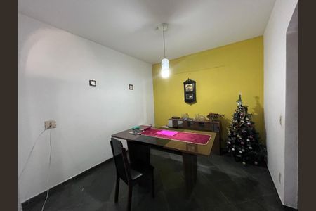 Casa à venda com 145m², 4 quartos e 3 vagas