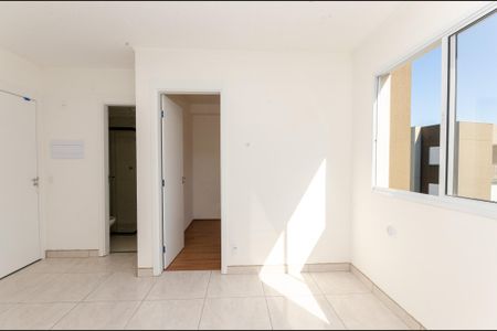 Sala de apartamento para alugar com 2 quartos, 38m² em Parque Pan Americano, São Paulo