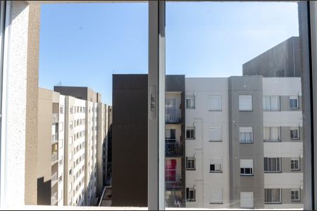 Sala - Janela de apartamento para alugar com 2 quartos, 38m² em Parque Pan Americano, São Paulo