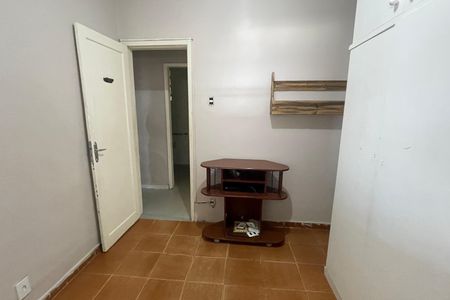 Quarto de casa para alugar com 1 quarto, 101m² em Vila Rosário, Duque de Caxias