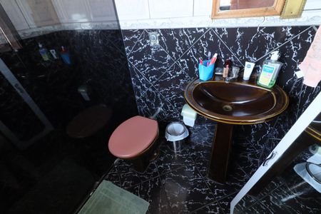 Banheiro da Suíte 1 de casa à venda com 5 quartos, 170m² em Santo Antônio, Osasco