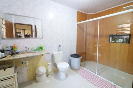Casa à venda com 170m², 5 quartos e 2 vagasBanheiro 2