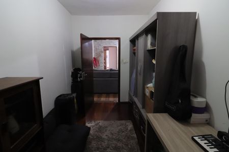 Casa à venda com 170m², 5 quartos e 2 vagasQuarto 3