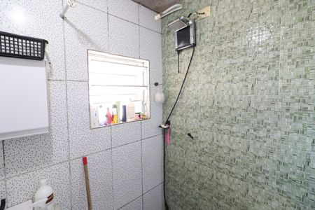 Casa à venda com 170m², 5 quartos e 2 vagasBanheiro 3
