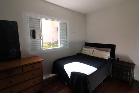 Casa à venda com 170m², 5 quartos e 2 vagasQuarto 2