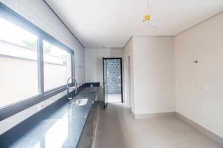 Casa de condomínio à venda com 502m², 4 quartos e 6 vagasCozinha