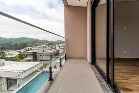 Casa de condomínio à venda com 502m², 4 quartos e 6 vagasVaranda