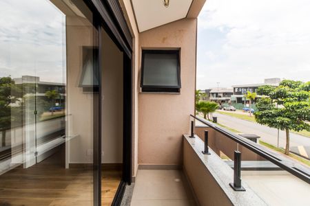 Casa de condomínio à venda com 502m², 4 quartos e 6 vagasVaranda