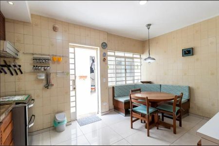 Casa à venda com 200m², 4 quartos e 2 vagasCozinha